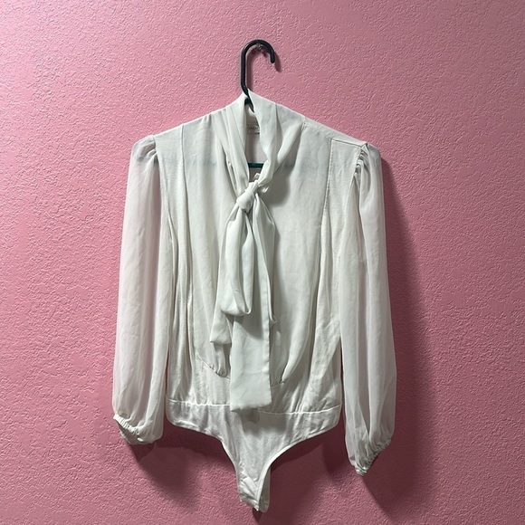 Eva Mendes NY & Co. Puff Sleeved Cream Blouse Size Small - Picture 1 of 6
